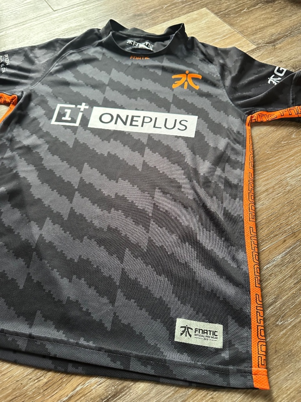 Fnatic Player Jersey Size: XS Excellent condition. Lightly worn and well cared